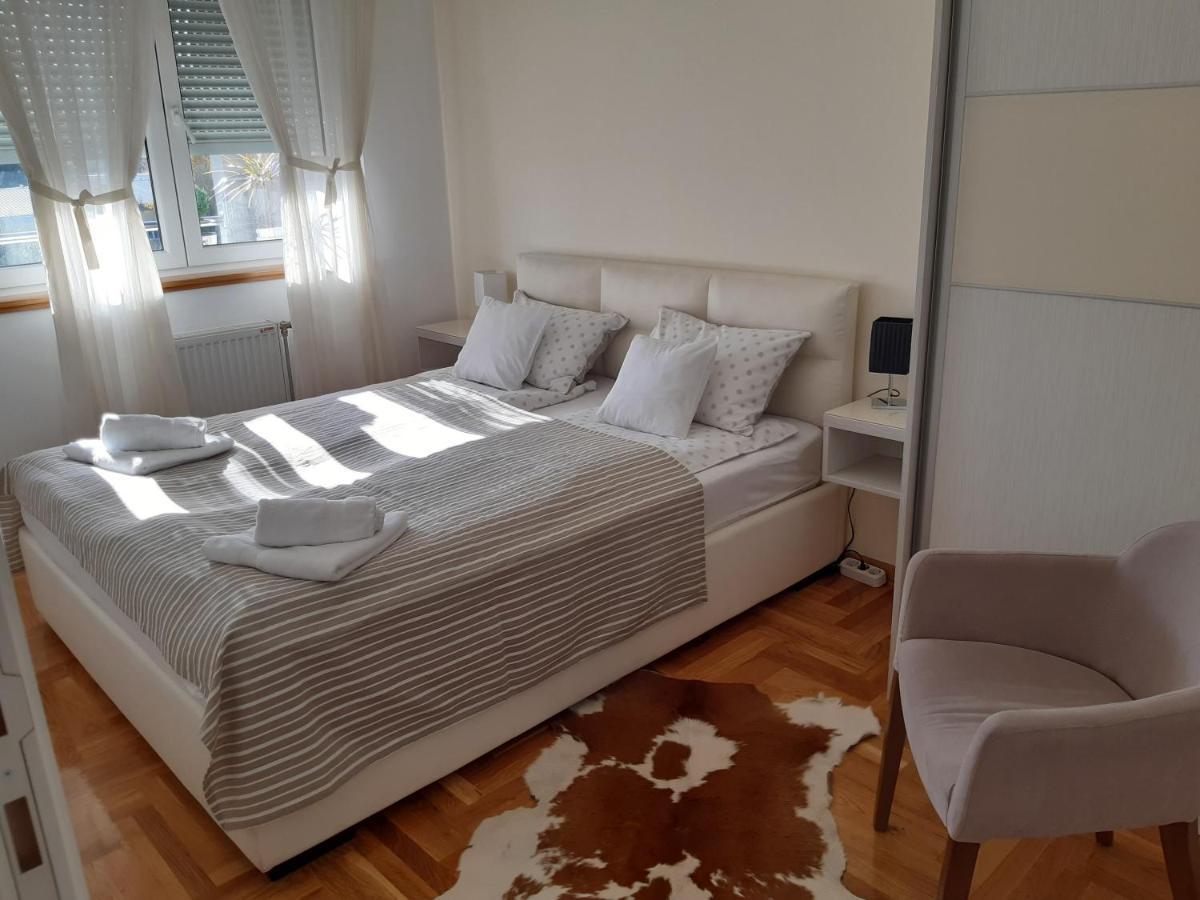 Apartment Rosa Novi Sad Extérieur photo